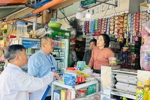 Phường Vũng Tàu (TPHCM) xử lý lấn chiếm lòng đường, vỉa hè