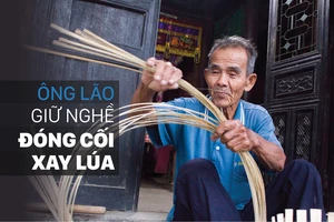 Ông lão giữ nghề đóng cối xay lúa