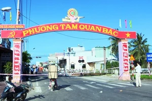 Vùng dịch Tam Quan Bắc giúp đỡ an táng 2 bé gái chết đuối thương tâm