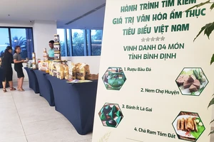 Bánh ít, rượu bầu đá, nem và tôm đất Bình Định được vinh danh 