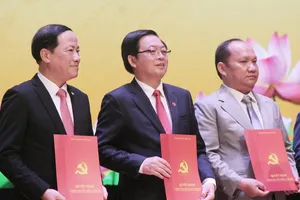 Công bố các lãnh đạo, nhân sự chủ chốt của tỉnh Gia Lai mới