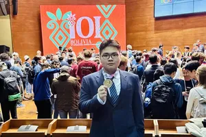 “Thần đồng” tin học Gia Lai giành HCV Olympic tại nóc nhà thế giới