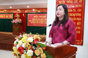 Bà Đào Phạm Hoàng Quyên, Tổng Biên tập Báo Phú Yên phát biểu nhận nhiệm vụ mới