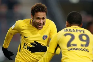 Rennes - PSG 1-4: Neymar lập cú đúp, Mbappe và Cavani góp vui