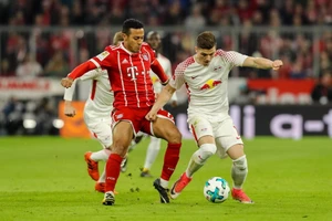 Leipzig - Bayern Munich 2-1: Ngược dòng hạ gục Hùm xám