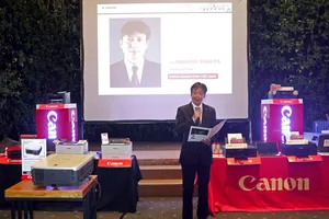 4 máy in phun dòng G Series và 2 máy in laser thế hệ mới của Canon