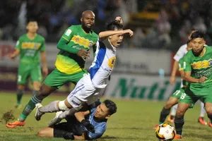 Cần Thơ - HAGL 2-2: Màn rượt đuổi nghẹt thở