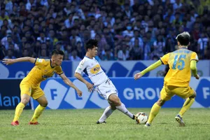 Thanh Hóa - HAGL 0-1: Phượng lại tỏa sáng