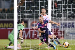 Sài Gòn FC - Nam Định 1-0: Quốc Phương kịp cứu nguy phút 90