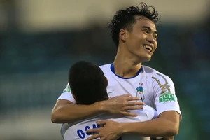 HAGL - Cần Thơ 3-1: Văn Toàn tỏa sáng