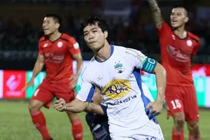 TPHCM - HAGL 5-3: Công Phượng lập cú đúp nhưng phố Núi thảm bại