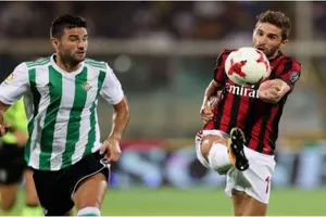 Real Betis - AC Milan 1-1: Celso mở tỷ số, Suso cầm chân chủ nhà