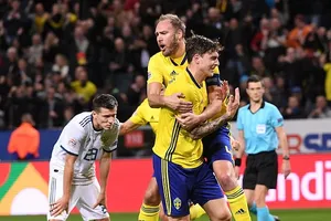 Thụy Điển - Nga 2-0: Sao Man United Victor Lindelof ghi bàn, Marcus Berg ấn định chiến thắng