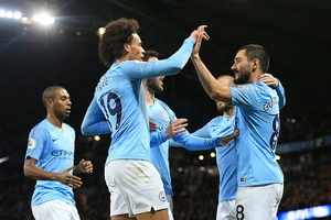 Man City - Bournemouth 3-1: Bernardo Silva, Sterling, Gundogan ghi bàn, Pep Guardiola lại thắng