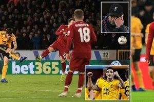 Wolverhampton - Liverpool 2-1: Raul Jimenez, Ruben Neves loại HLV Jurgen Klopp khỏi FA Cup 