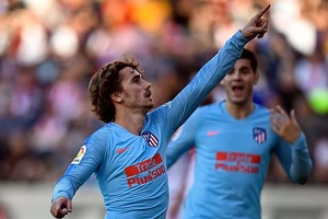 Rayo Vallecano - Atletico 0-1: Griezmann ghi bàn may mắn, HLV Simeone tạm vươn lên nhì bảng