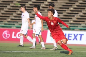 U22 Việt Nam - U22 Philippines 2-1: Danh Trung, Minh Bình xuất sắc giành 3 điểm ngày xuất quân