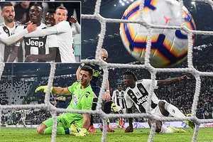 Juventus - Udinese 4-1: Vắng Ronaldo, Dybala, Mandzukic thì có Moise Kean, Emre Can, Alex Sandro