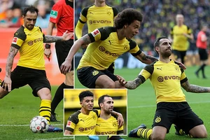 Dortmund - Wolfsburg 2-0: Paco Alcacer xuất thần 4 phút bù giờ, 