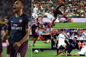 Valencia - Arsenal 2-4 (3-7): Aubameyang lập hattrick, Lacazette lập công, HLV Emery vào chung kết