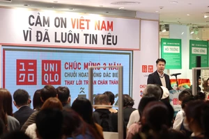 UNIQLO kỷ niệm 3 năm tại Việt Nam và khởi động chuỗi hoạt động thuộc “Tuần lễ cảm ơn” 