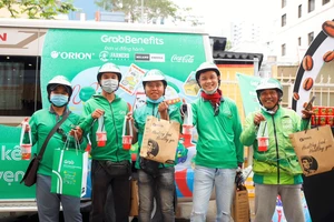 Grab lì xì đối tác tài xế nhân dịp Tết Quý Mão 2023