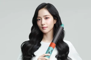 JISOO trở thành Đại sứ Thương hiệu Dyson