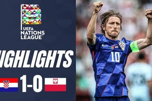 Croatia vs Ba Lan 1-0: Cựu binh Luka Modric chói sáng siêu phẩm sút phạt, sao Lewandowski ngậm ngùi thua trận