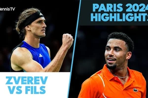 Alexander Zverev vs Arthur Fils 6-4, 3-6, 6-3: Sau 2 giờ 9 phút, Zverev chật vật hạ Fils, ghi danh tứ kết Paris Masters, gặp Stefanos Tsitsipas