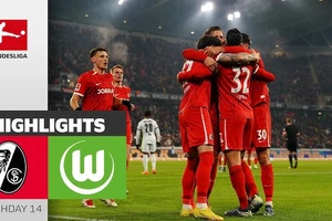 Freiburg vs Wolfsburg 3-2: Lukas Kubler tỏa sáng cú đúp, Micheal Gregoritsch chốt hạ 3 bàn, Jonas Wind, Mattias Svanberg suýt ngược dòng thành công