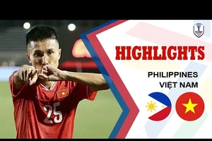 Philippines vs Việt Nam 1-1: Gayoso bất ngờ ghi bàn, Ngọc Tân đánh đầu gỡ hoà, HLV Kim Sang Sik chia điểm nghẹt thở, Việt Nam tạm đẫn đầu bảng