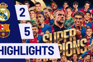 Real Madrid vs Barcelona 2-5: Yamal tỏa sáng, Lewandowski thăng hoa, Raphinha, Balde góp công giúp Barca đăng quang Super Cup xứng đáng