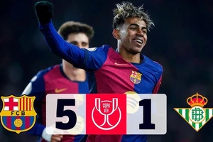 Barcelona vs Real Betis 5-1: Gavi sớm mở bàn phút thứ 3, Kounde, Raphinha, Torres, Yamal lần lượt bắn phá, Vitor Roque ghi bàn danh dự nhờ penalty