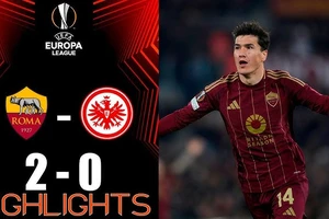 AS Roma vs Frankfurt 2-0: Angelino đệm bóng cận thành mở bàn, Eldor Shomurodov đột phá ấn định chiến thắng dễ dàng 