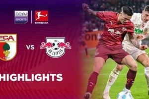 Augsburg vs RB Leipzig 0-0: Samuel Essende, Fredrik Jensen, Claude Maurice tịt ngòi, Benjamin Sesko, Simons, Baumgartner cũng không khá hơn, chia điểm nhạt nhòa