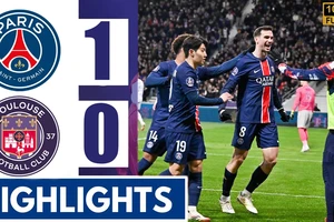 Toulouse vs PSG 0-1: Willian Pacho đánh đầu trúng xà ngang, Ruiz kịp xuất hiện ghi bàn hạ thủ thành Restes giành trọn 3 điểm, PSG cô đơn trên đỉnh Ligue 1