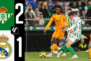 Real Betis vs Real Madrid 2-1: Mendy kiến tạo, Diaz sớm mở bàn, Mbappe, Vinicius, Rodrygo bất lực, Cardoso, Isco bất ngờ hạ Real giành gọn 3 điểm, Real rớt hạng 3 La Liga