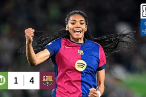 Nữ Wolfsburg vs Nữ Barcelona 1-4: Caitlin Dijkstra phản lưới nhà, Irene Paredes, Salma Paralluelo, Sydney Schertenleib áp đảo cục diện, Janina Minge ghi bàn danh dự, Nữ Barca tái đấu lượt về ngày 28/3 