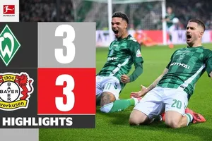 M'gladbach vs Leverkusen 3-3: Bất phân thắng bại 6 bàn, 2 penalty, Schick ghi cú đúp, Tillman góp công, Schmid, Schmidt, Coulibaly kịp chia điểm