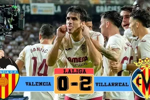Valencia vs Villarreal 0-2: Moreno chớp thời cơ ghi bàn trên chấm penalty, Mikautadze khiến thủ thành Agirrezabala vuột bóng, Comesana đá bồi giành gọn 3 điẻm 