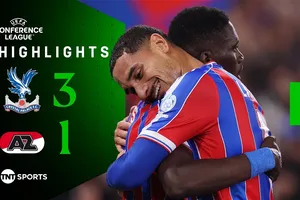 Crystal Palace vs AZ Alkmaar 3-1: Maxence Lacroix mở tỷ số, Ismaila Sarr tỏa sáng cú đúp, Sven Mijnans ghi bàn danh dự