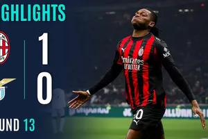 AC Milan vs Lazio 1-0: Fikayo Tomori căng ngang, Rafael Leao đệm bóng cận thành đẹp mắt, Milan vượt mặt Roma dẫn đầu Serie A