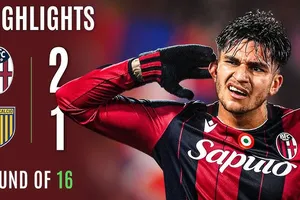 Bologna vs AC Parma 2-1: Adrian Benedyczak chớp thời cơ mở bàn, Jonathan Rowe, Santiago Castro ngược dòng giành vé tứ kết Coppa Italia