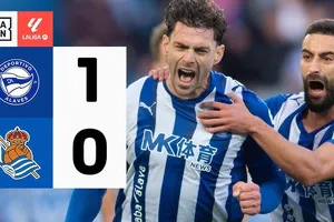 Alaves vs Real Sociedad 1-0: Thế trận nhạt nhẽo, Lucas Boye ghi bàn duy nhất trên chấm penalty