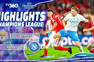 Benfica vs Napoli 2-0: Richard Rios chớp thời cơ khai bàn, Barreiro đệm bóng chớp nhoáng, HLV Mourinho hạ HLV Antonio Conte thuyết phục