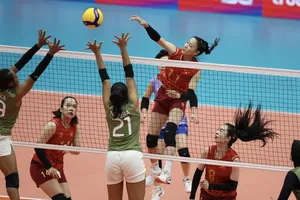 Nữ Việt Nam vs Nữ Indonesia 3-0: Toàn thắng 3 trận vòng bảng, thầy trò HLV Tuấn Kiệt gặp nữ Philippines ở bán kết SEA Games ngày 14/12