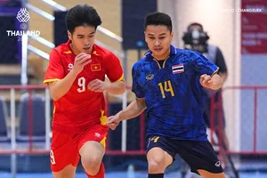 Futsal Việt Nam vs Futsal Thái Lan 1-2: Osamanmusa, Itticha sớm chiếm lợi thế, Đa Hải ghi bàn, Thái Lan đầu bảng, Việt Nam áp chót sau 3 lượt trận