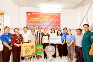 Xây lại mái nhà, bồi đắp niềm tin - Bài 1: Đô thị không còn mái nhà xiêu vẹo