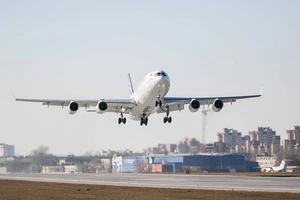 Nga thử nghiệm thành công máy bay IL-96-400M