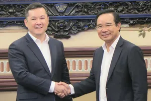 TPHCM mong muốn thúc đẩy hợp tác với Trung tâm Tài chính quốc tế Astana